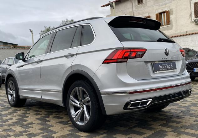 Volkswagen Tiguan R-Line 2.0 TDI 150 CV DSG - Foto 6