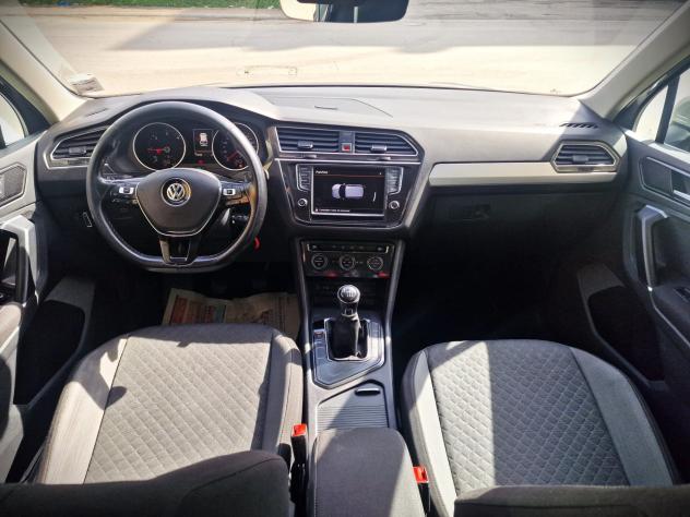 VW TIGUAN 2.0 TDI Bluemotion 150cv Business 11/2016 - Foto 6