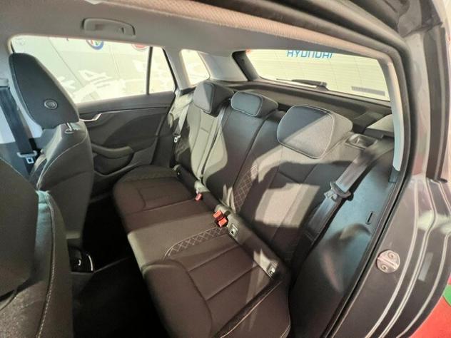 SKODA Kamiq Kamiq 1.0 TSI 110 CV Ambition - Foto 6