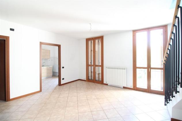 Appartamento sviluppato su due livelli in piazza a Canegrate - Foto 5