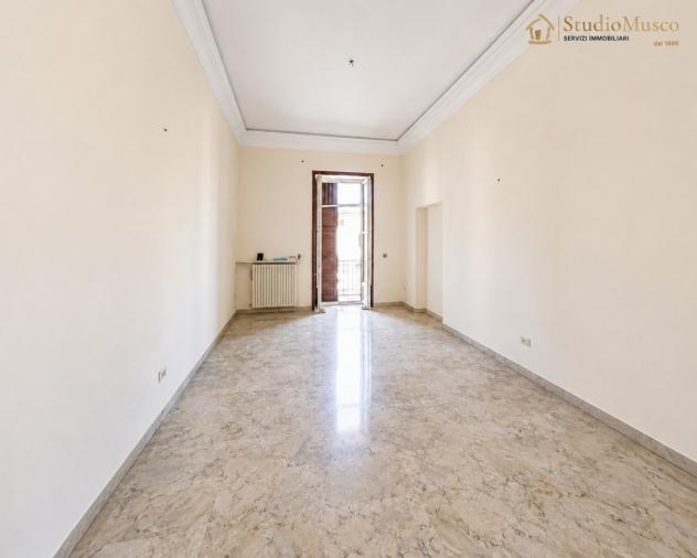 APPARTAMENTO di 10 vani e di 186 mq (NAPOLI) rif. NAVOGB - Foto 8