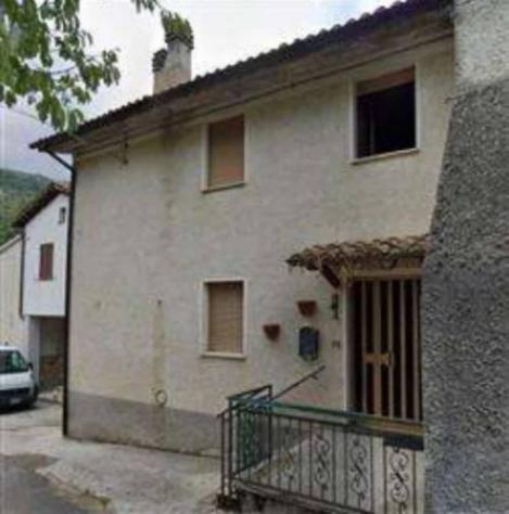 Immobile in asta di 126 m², box auto in vendita a Sefro - Foto 4