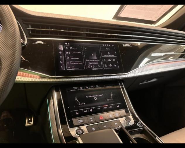 AUDI Q8 55 TFSI e TIPTRONIC QUATTRO S-LINE PLUS rif. 24058371 - Foto 6