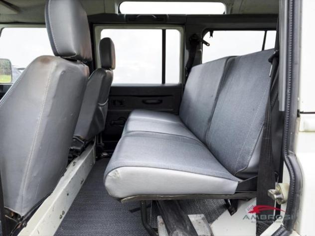 LAND ROVER Defender 110 2.5 Td5 cat Station Wagon SE - AUTOCARRO N1 rif. 23455116 - Foto 10