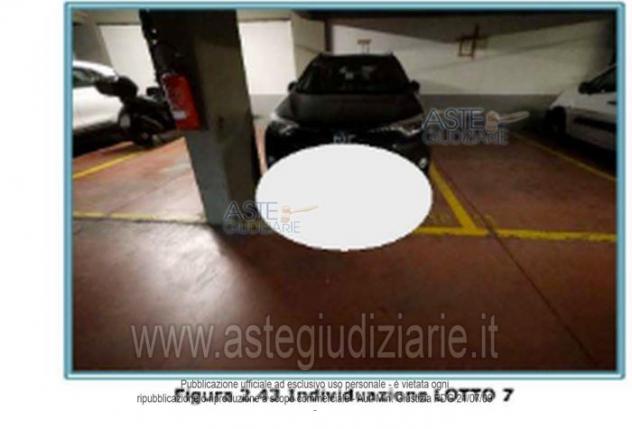 IMMOBILI-IMMOBILE COMMERCIALE-Via Taddeo da Sessa, 80143 Napoli NA, Italia