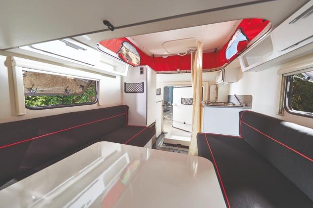 Roulotte Free Style 300 Racing portamoto interno - Foto 4