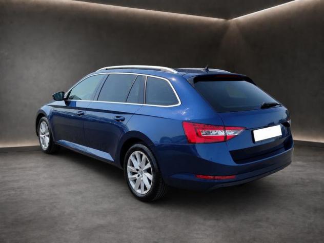 Škoda Superb Wagon 2.0 TDI EVO Executive 200 CV DSG - Foto 5
