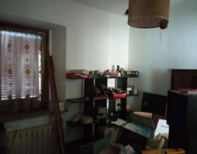 Immobile in asta di 141 m², box auto in vendita a Travedona-Monate - Foto 10