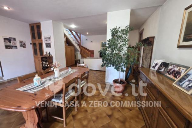 Villa di 300 m² con più di 5 locali in vendita a Velletri - Foto 8