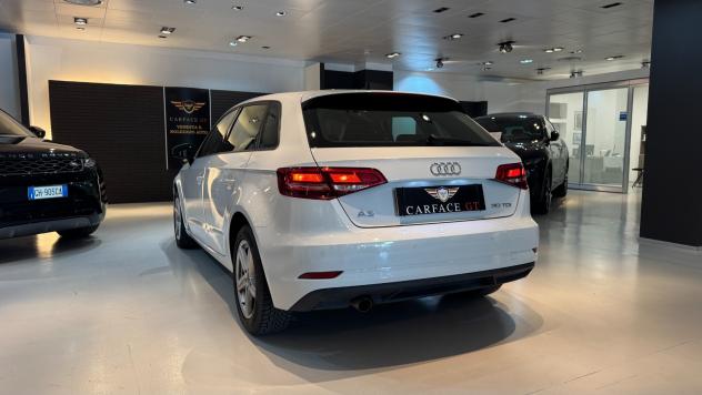 AUDI A3 SPB 1.6 DIESEL 116CV ADMIRED- 2018 - Foto 6