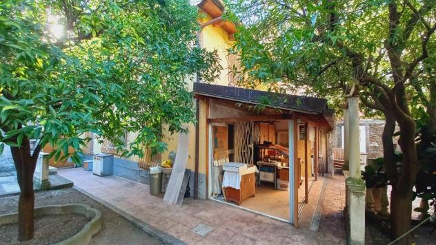 Alassio, porzione di casa con giardino a 30 metri dal mare. - Foto 17