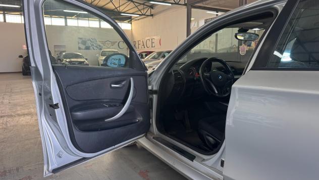 BMW 120d 2.0D 177CV - 2008 - Foto 10