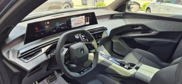 PEUGEOT 5008 3ª serie 5008 Hybrid 145 e-DCS6 GT - Foto 7