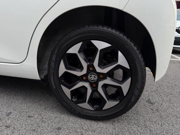 Toyota Aygo Connect 1.0 VVT-i 72 CV 5 porte x-fun MMT XPLAY LED CAR PLAY CERCHI 16 KAMERA NAVI - Foto 7