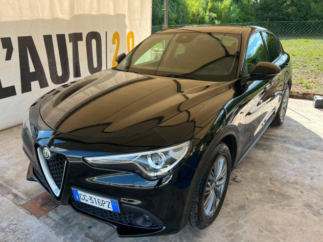 Alfa Romeo Stelvio 2.2 Turbodiesel 190 CV AT8 RWD Business - Foto 2
