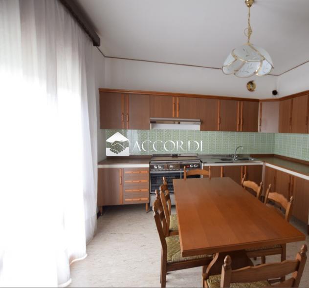 CASA INDIPENDENTE di 4 vani e di 196 mq (ASOLO) rif. BL072S - Foto 2