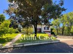 ESCLUSIVA VILLA SINGOLA CON PARCO PRIVATO DI OLTRE 2.100 MQ – CISLAGO (VA)