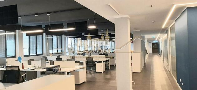 Affittasi Ufficio Direzionale° piano unico 1.600 mq. - Foto 2