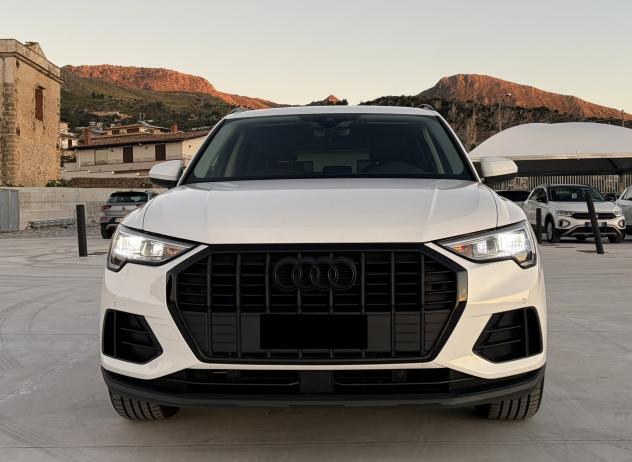 Audi Q3 Business 2.0 TDI 150CV 35 - Foto 2