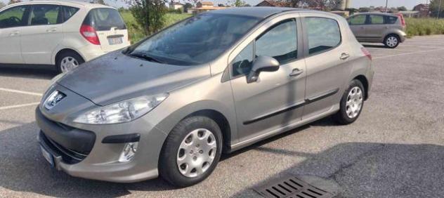 PEUGEOT 308 1.6 8V HDi 112CV cambio robotizzato 5p. Tecno rif. 23917027