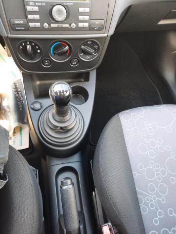Ford Fiesta 1.2 16V 3p. Ghia OK NEOPATENTATI - Foto 5