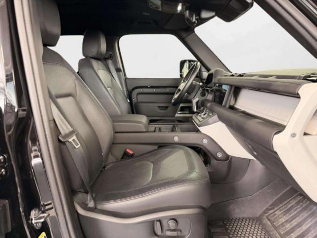 LAND ROVER Defender 110 3.0D I6 250 CV AWD Auto X-Dynamic SE rif. 23922067 - Foto 3