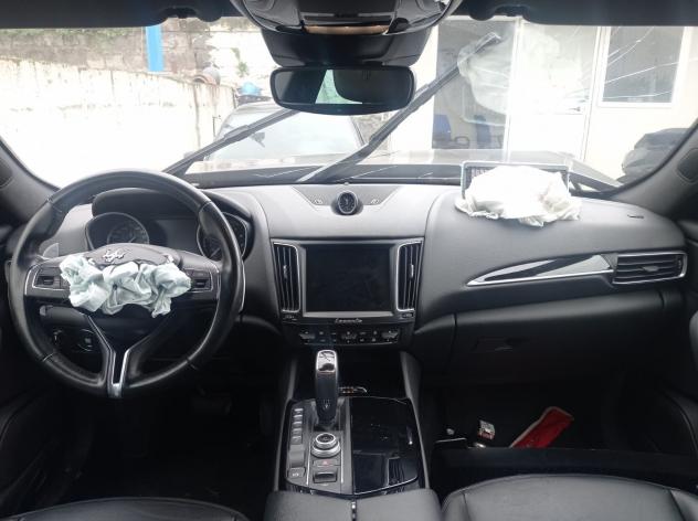 Maserati Levante 3.0 350cv Benz. 99000km-2018 - Foto 9