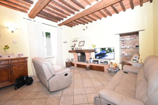 Appartamento in vendita a Buti 100 mq Rif: 958704