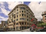 Pentalocale in vendita a Genova