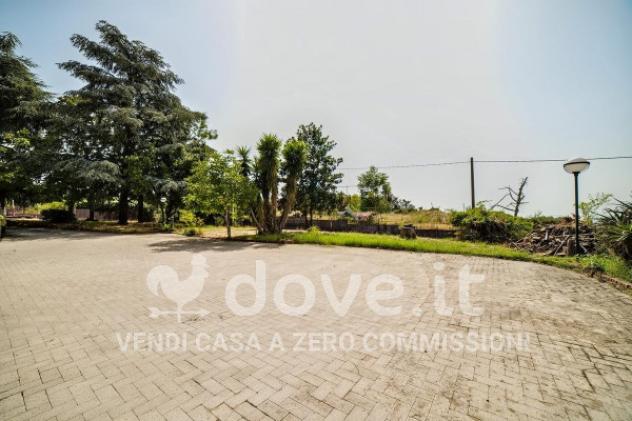 Villa di 284 m² con più di 5 locali e box auto doppio in vendita a Trecastagni - Foto 8