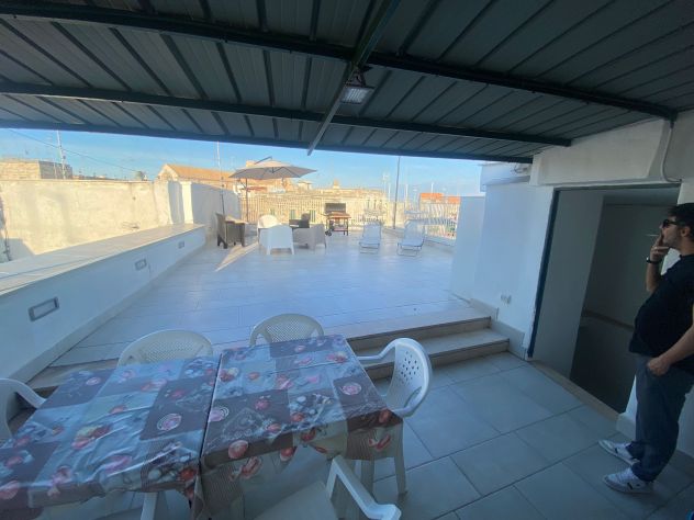 Casa Bianca il tuo Bnb, Big Terrace downtown, 15min Airport & Sea