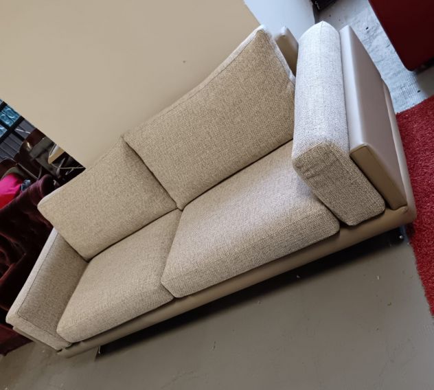 Divano beige 95x220 artigianale Nuovo - Foto 5