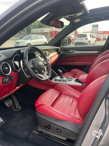 Alfa Romeo Stelvio 2.2 Turbodiesel 210 CV AT8 Q4 Veloce - Foto 8