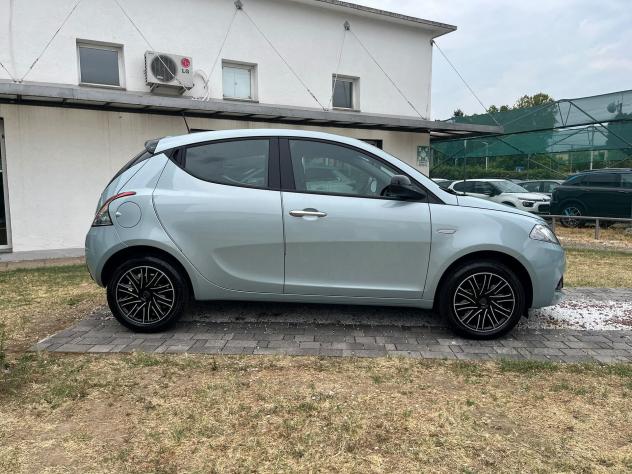 Lancia Ypsilon 1.0 FireFly 70cv Hybrid Oro - Foto 6
