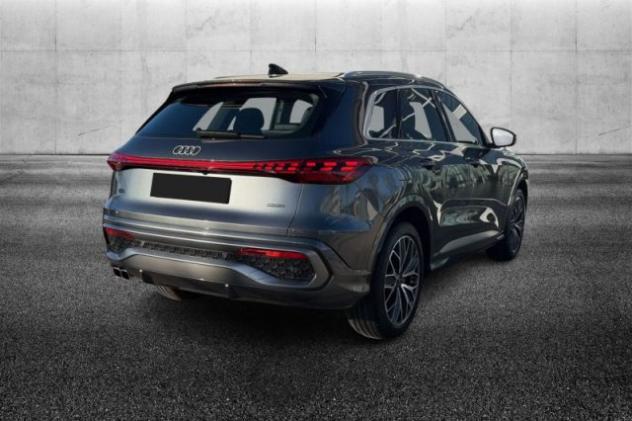 AUDI Q5 TDI 150 kW mHEV+ S tronic quattro S line edition rif. 23757910 - Foto 2