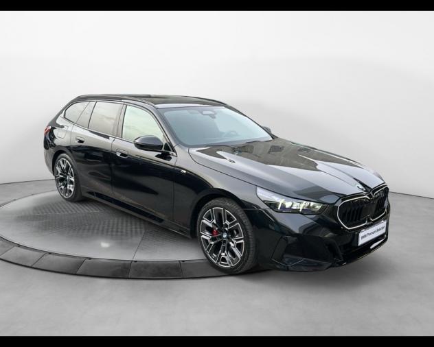 BMW Serie 5 G61 2024 Touring 520d Touring 48V xdrive MSport Pro auto - Foto 4