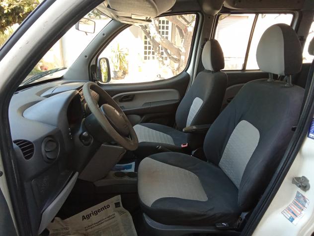 Fiat Doblo 1.3 Multijet 16V 85cv Family - Foto 6