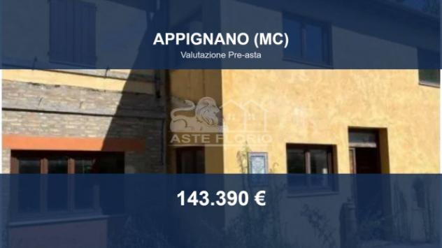 Immobile in asta di 202 m², box auto in vendita a Appignano