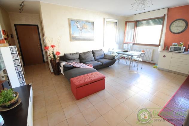 APPARTAMENTO di 3 vani e di 80 mq (CAVENAGO DI BRIANZA) rif. IGC 3 LOCALI VIA PIAVE - Foto 3