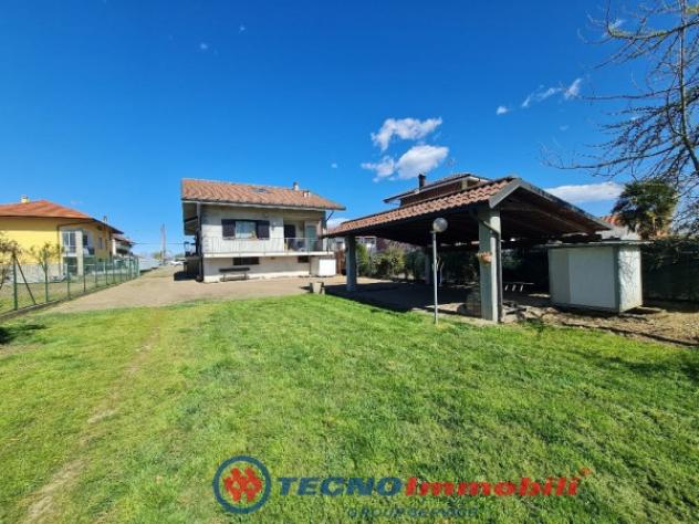 Villa di 140 m² con più di 5 locali e posto auto in vendita a Ciriè - Foto 9