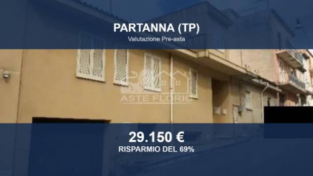 Immobile in asta di 321 m², box auto in vendita a Partanna