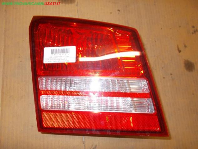 FANALE POST. PARTE INT. S. JOURNEY FIAT FREEMONT (24) 999-U45251 Parti elettriche  Fanaleria  Fanali  Fanale post. sx. DODGE - JOURNEY - 2009