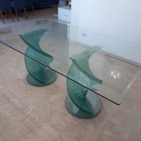 Tavolo in vetro design con basi elicoidali - Foto 6