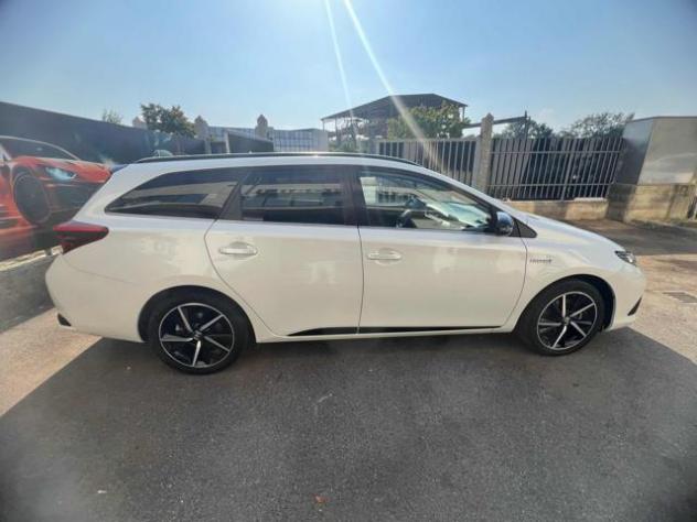 TOYOTA Auris Touring Sports 1.8 style cvt rif. 23803245 - Foto 4