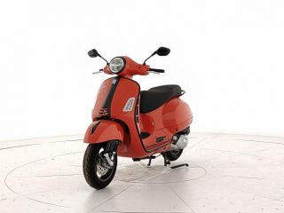 Vespa AMG GT VESPA GTS SUPSPORT 125 E5 RST22 ARANCIO