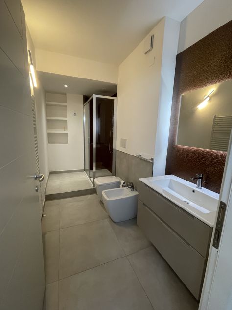 PORTA ROMANA- 1 BED ROOM APT WITH TERRACE - Foto 4