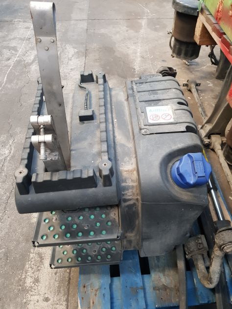 Serbatoio USATO AD-BLUE X STRALIS E6 460 E 500