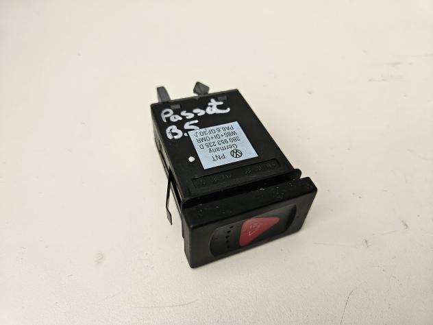 PULSANTE LUCI DI EMERGENZA VOLKSWAGEN Passat Variant 3° Serie (0005)