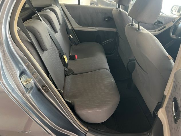 Toyota Yaris 5p 1.3 100 CV - Perfetta - Garanzia - Foto 9