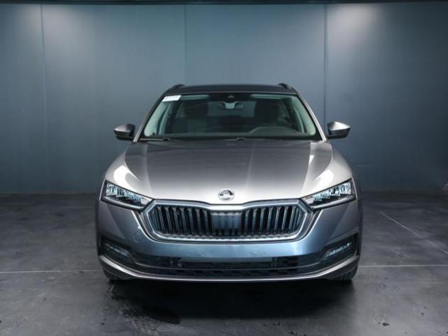 SKODA Octavia 2.0 TDI 116CV DSG Wagon Executive rif. 24143910 - Foto 2